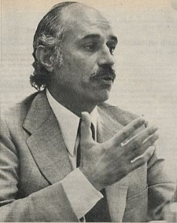 Triunfo · La Oposicion Ante la Crisis